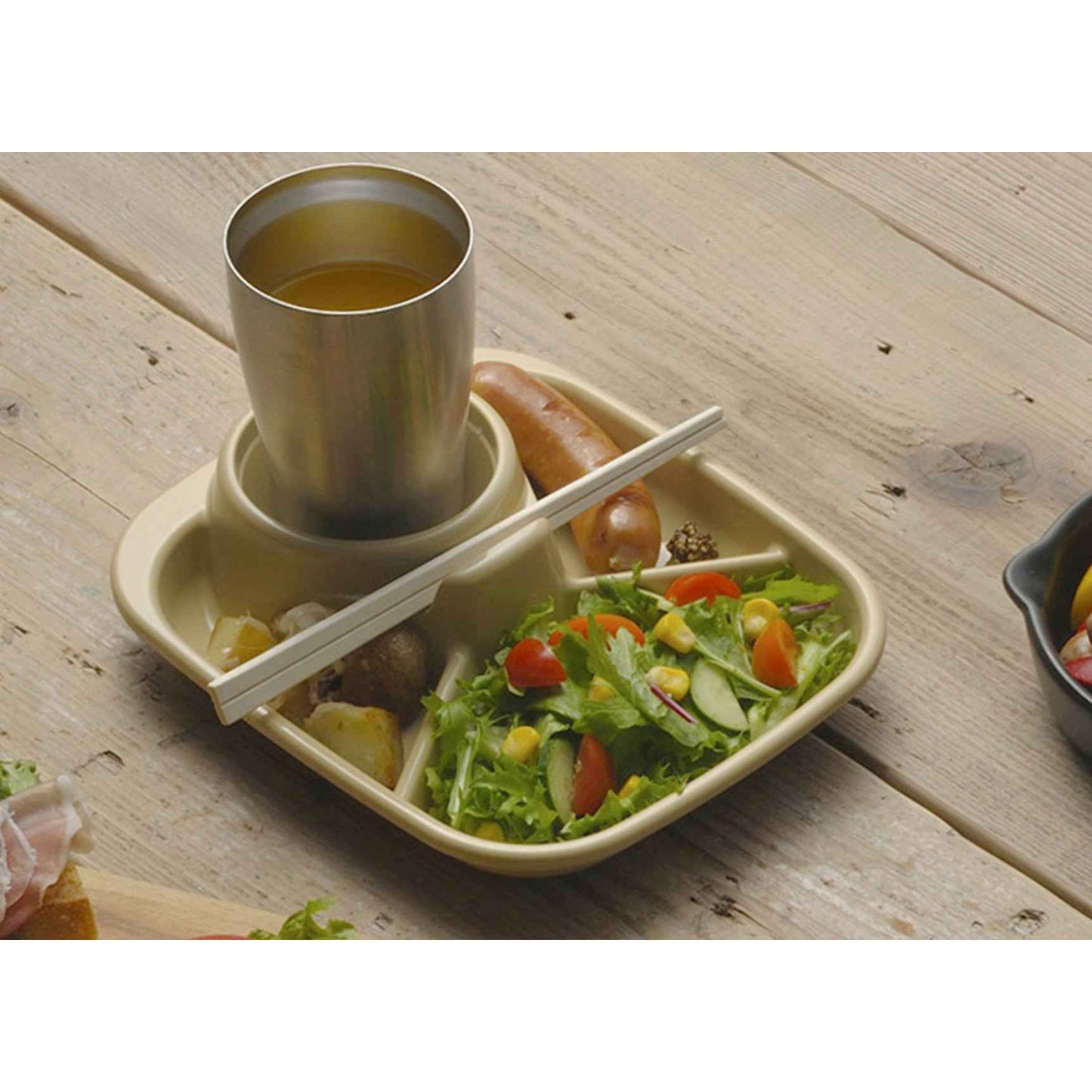 Inomata BBQ Rectangular Food Tray Dishwasher Safe BPA Free Beige