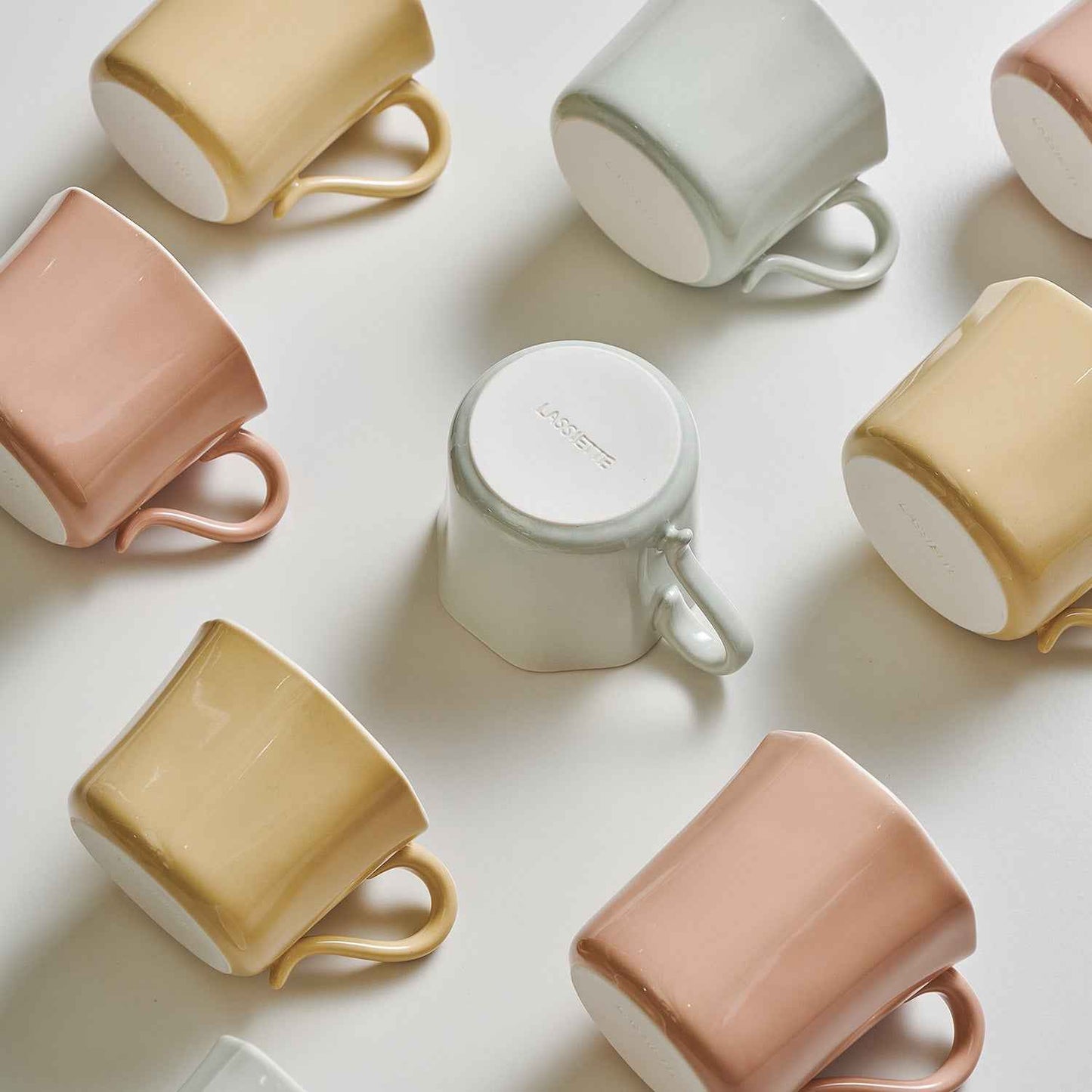 FRILL Ceramic Coffee Cup (300ml) Dishwasher Safe Pink