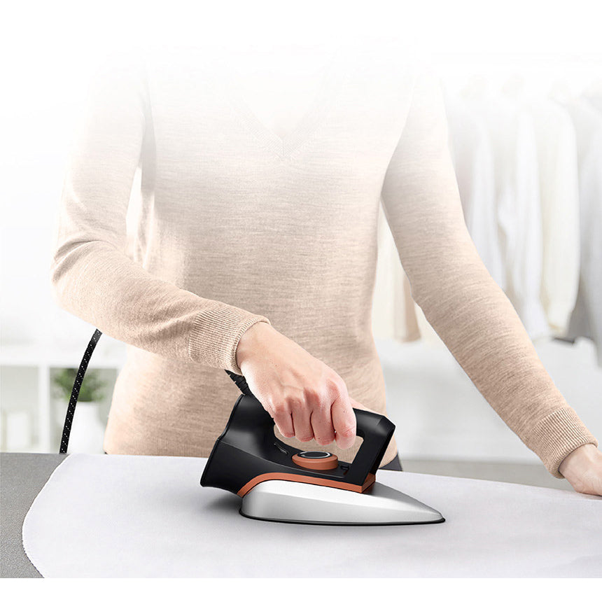 Tefal FS3110 Classical Plus Dry Iron Light Indicator 1200W - ํ
ํ ๊ฑด์๋ค๋ฆฌ๋ฏธ ๋๋ผ์ด ๊ธ๋ฆฌ์ค FS3110K0 - adamhnk