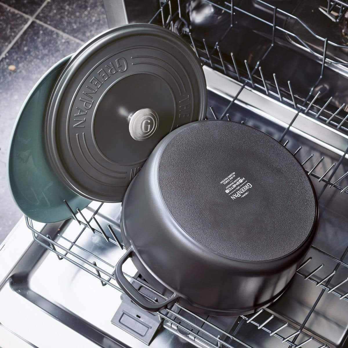 Greenpan Featherweights Casserole (22cm) + Lid PFAS-Free Black - Adamhnk