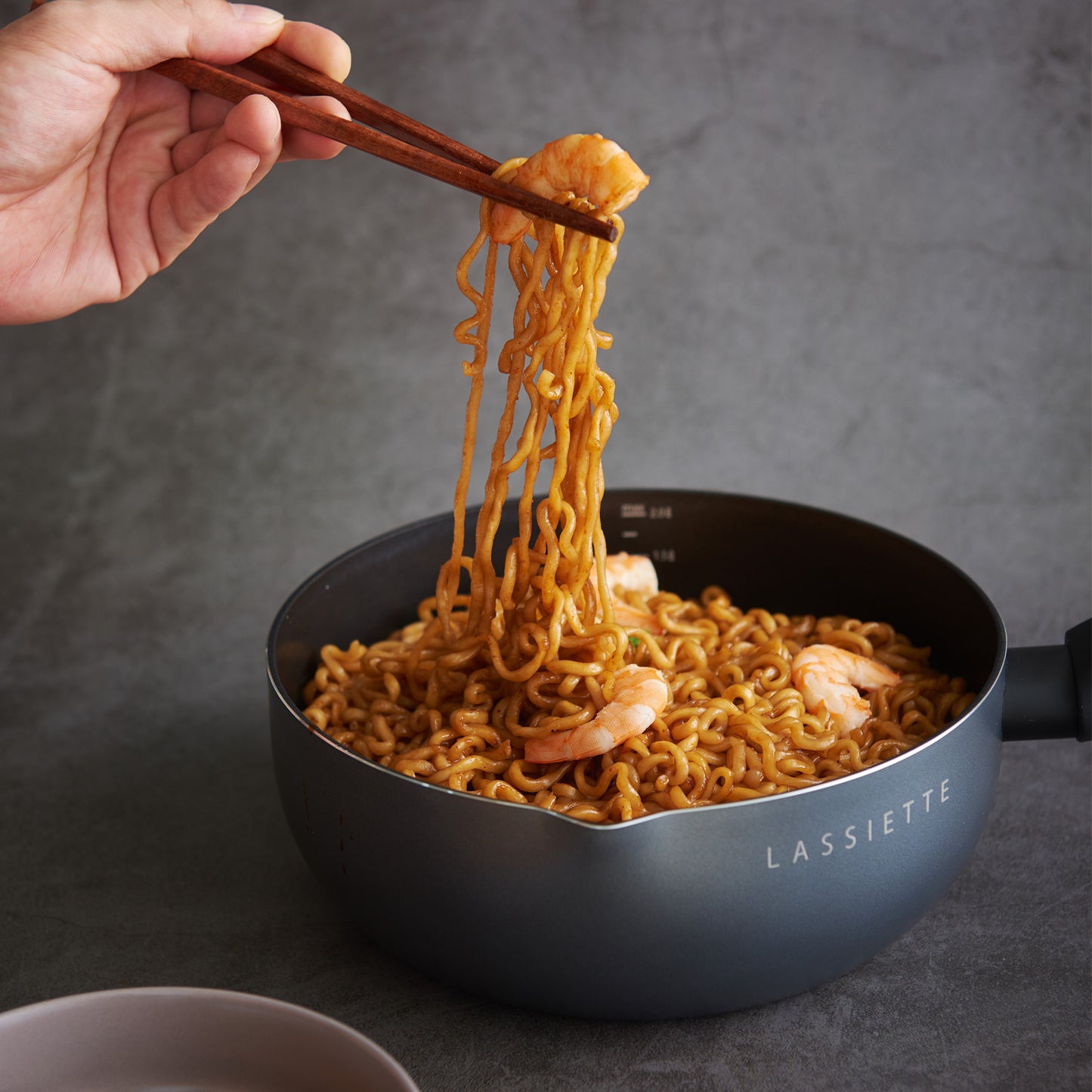 KANN Induction Wok Pan (24cm, 2.5L) Dishwasher Oven Safe No PFOA Black - ๋ผ์จ์๋จ ์นธ ๋ฉํฐ ๋ณถ์ํฌ 24cm - adamhnk