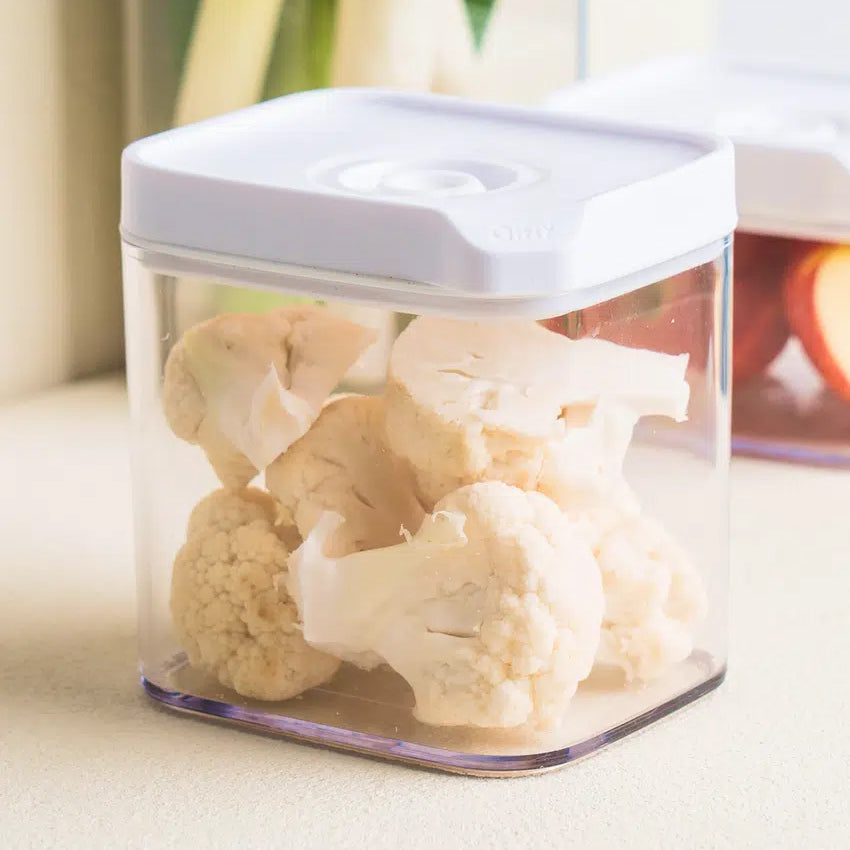 Vacuum Food Storage Container (680ml) White - Adamhnk