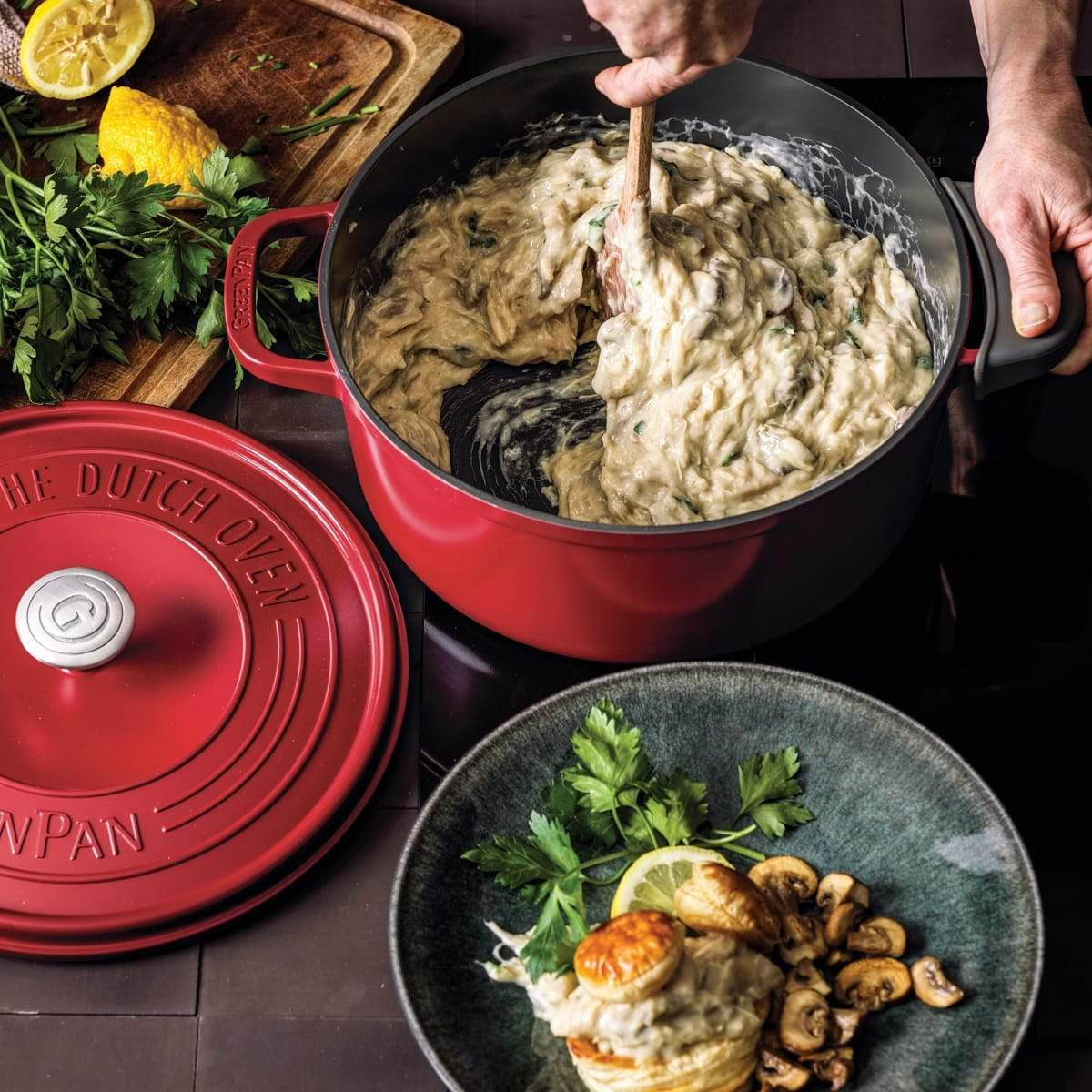 Greenpan Featherweights Casserole (22cm) + Lid PFAS-Free Red - Adamhnk