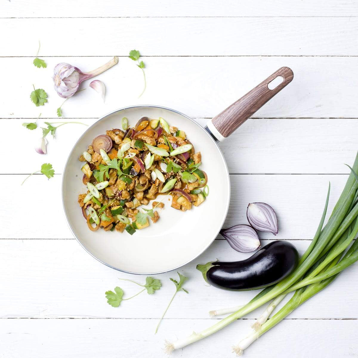 Greenpan Wood-Be Wok Pan (28cm) PFA Free - Cream White - Adamhnk