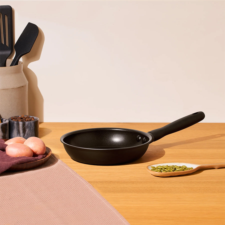 Meyer Midnight Induction Nonstick Frying Pan (20cm) No PFOA Black - Adamhnk