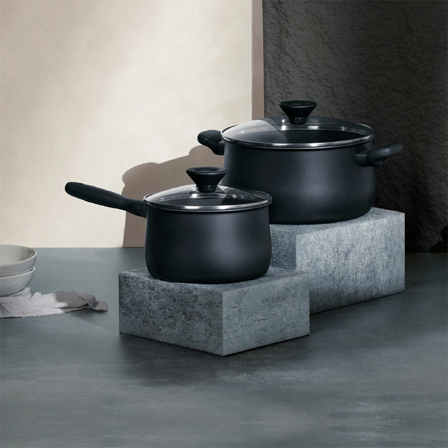 Meyer Midnight Induction Nonstick Saucepan (18cm) No PFOA Black - Adamhnk