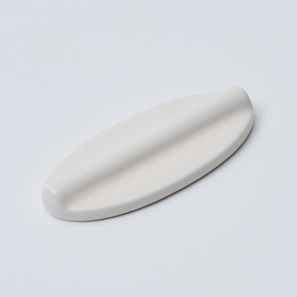 NUBE Ceramic Spoon Holder Dishwasher Safe White - 라씨에뜨 누베 수저받침 화이트 - adamhnk